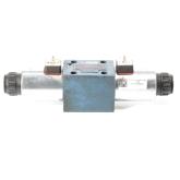 4/3 way valve  Used